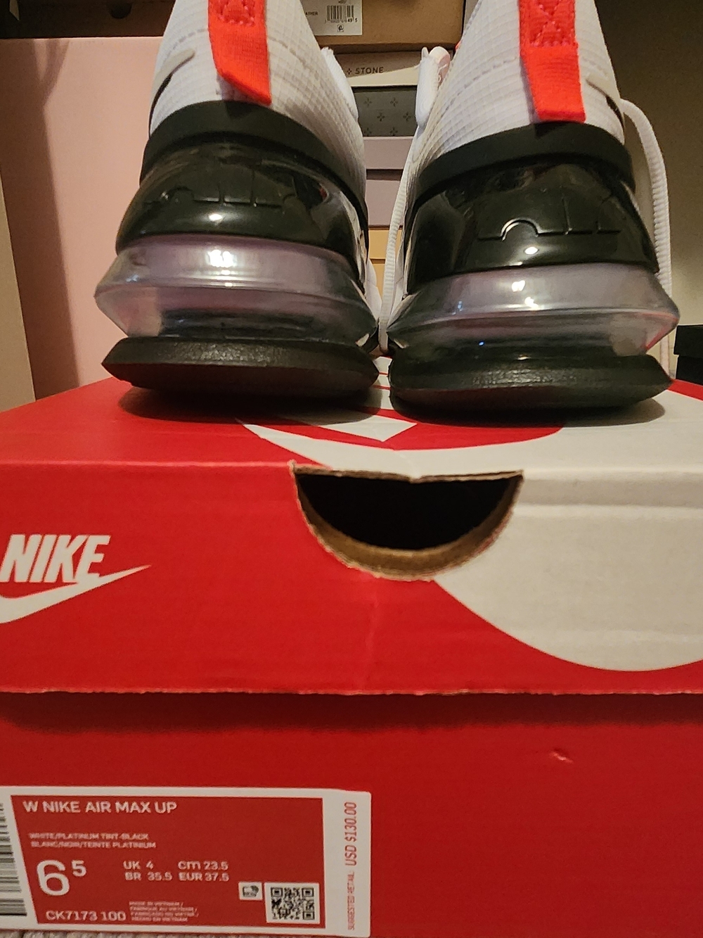 Nike Air Max Style White Black Red Athletic Sneaker - Picture 5 of 5